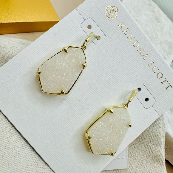 NEW! Kendra Scott Iridescent Drusy Alexandria Gold Drop Earrings - Picture 3 of 15